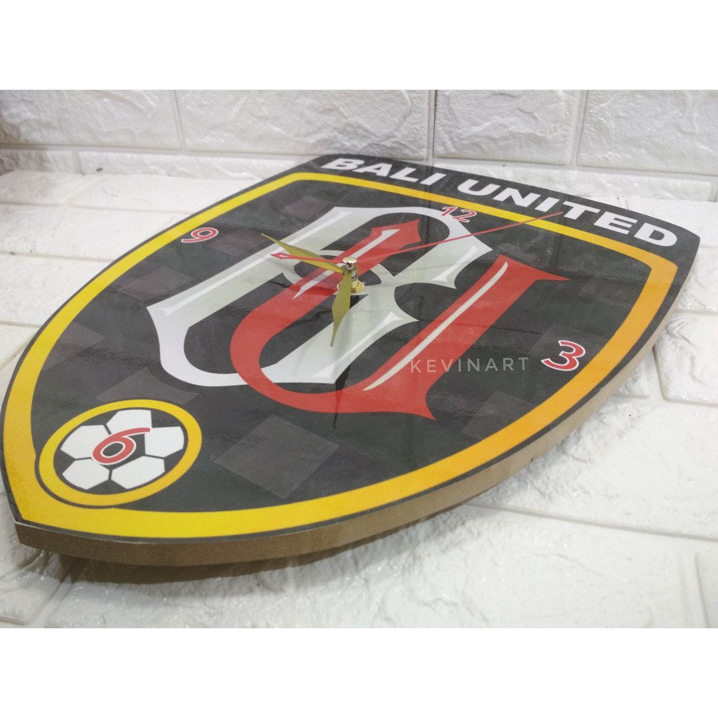 KevinArt Jam Dinding Custom Kayu Unik KADO Pernikahan Ulang tahun Wisuda GAMBAR Logo BALI UNITED