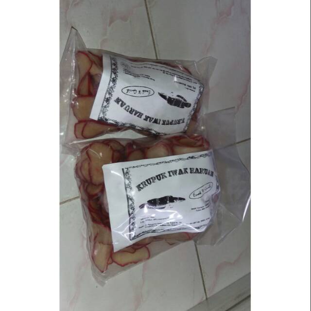 

Kerupuk ikan haruan/gabus