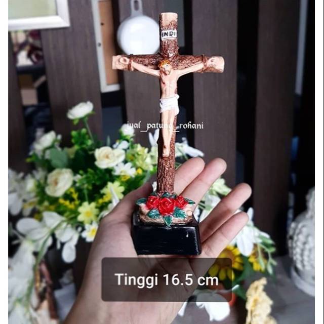 Salib Duduk Mini Bunga Yesus 16.5 cm