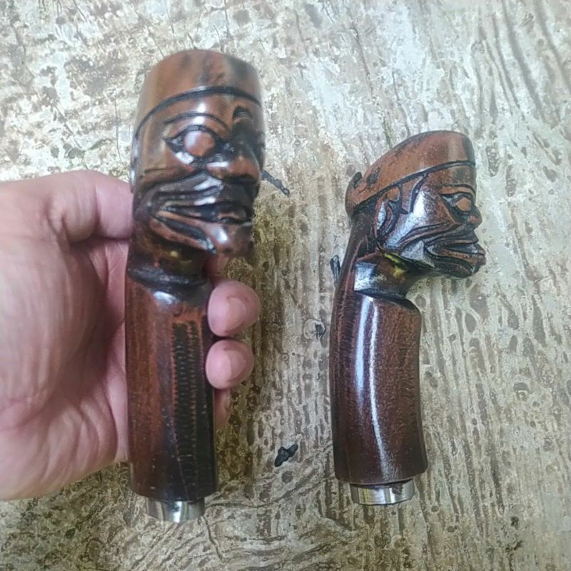 Gagang Golok Pisau Tuas Mobil Kayu Ukir Cepot