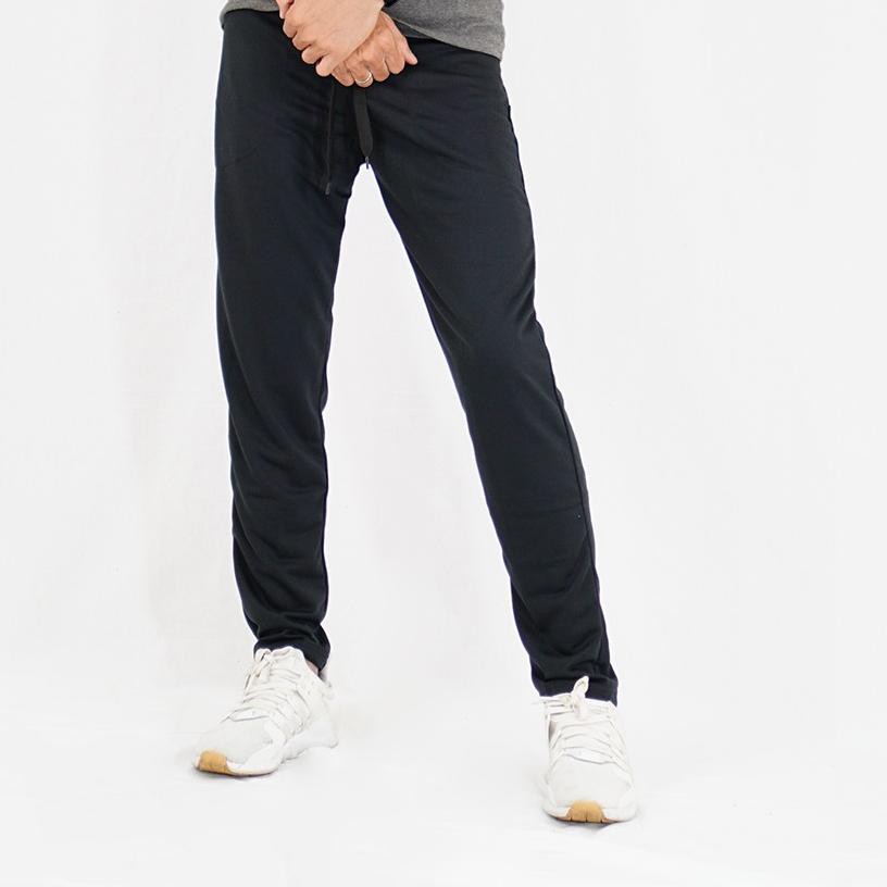 thin jogger pants