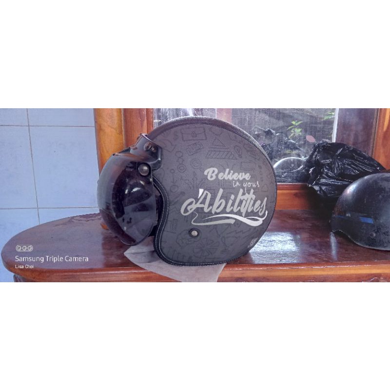 Helm Bogo Bekas Pakai Terawat