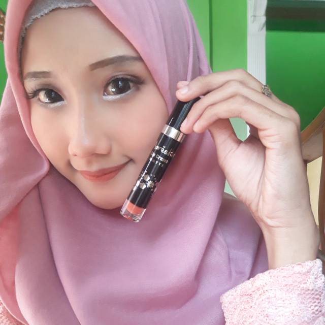 Moreskin Lip Cream (Nasa)