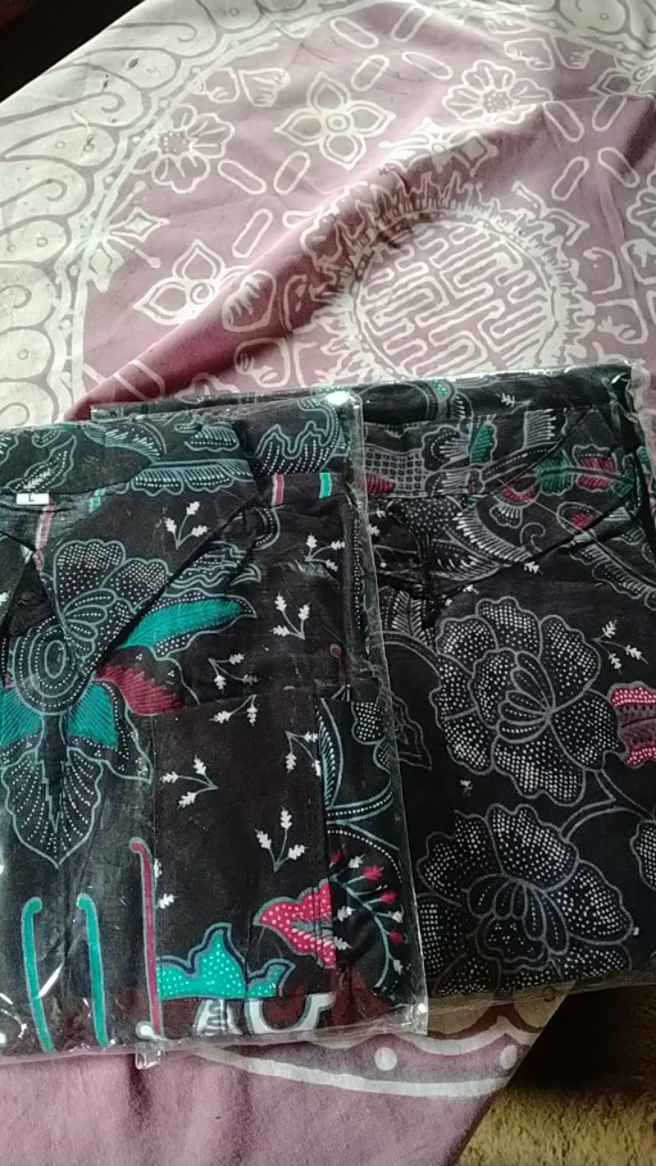 Maura Couple - Sania Ruffle Batik Couple