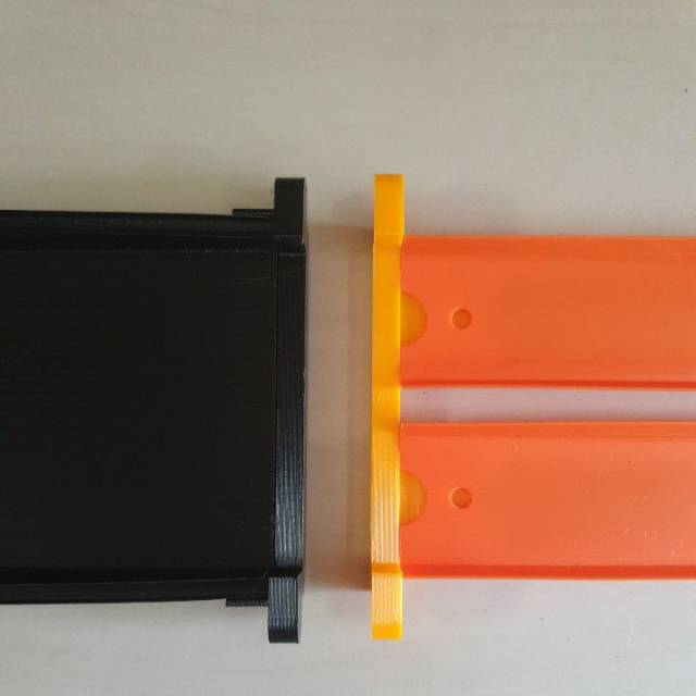 Hot Wheels Track Connector to Fat Track Trix Trax Magnetic