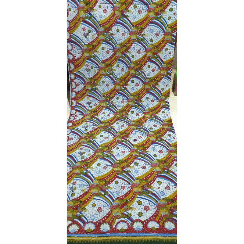 batik tulis "merak ngibing"