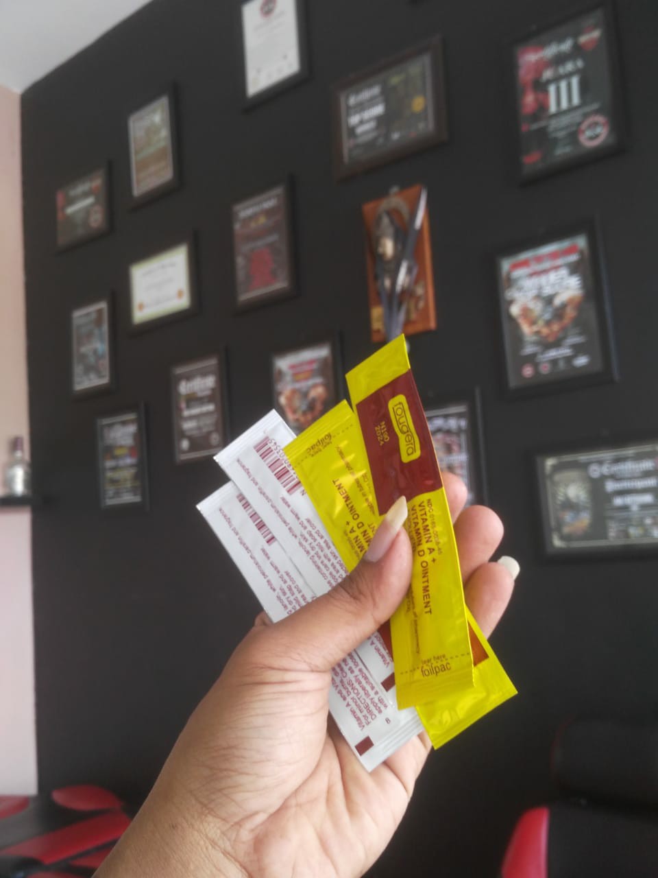 50 Pcs / Kotak Tip Tato Sekali Pakai Warna Abu-abu Transparan