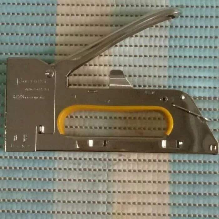 

Staples Gun Tacker Manual 13 / 8 mm BENZ Ex.RAPIDE