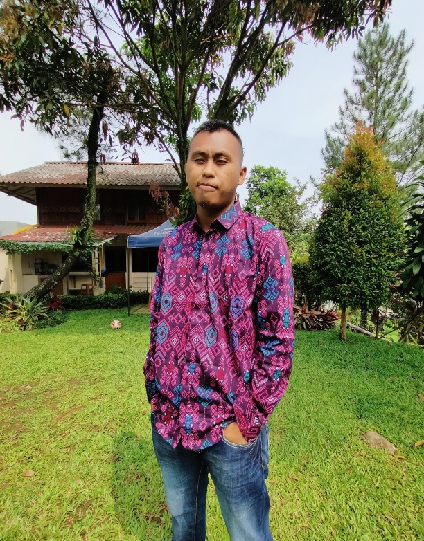 Maciku Kemeja Batik Motif Songket Lengan Panjang Warna Ungu 3634