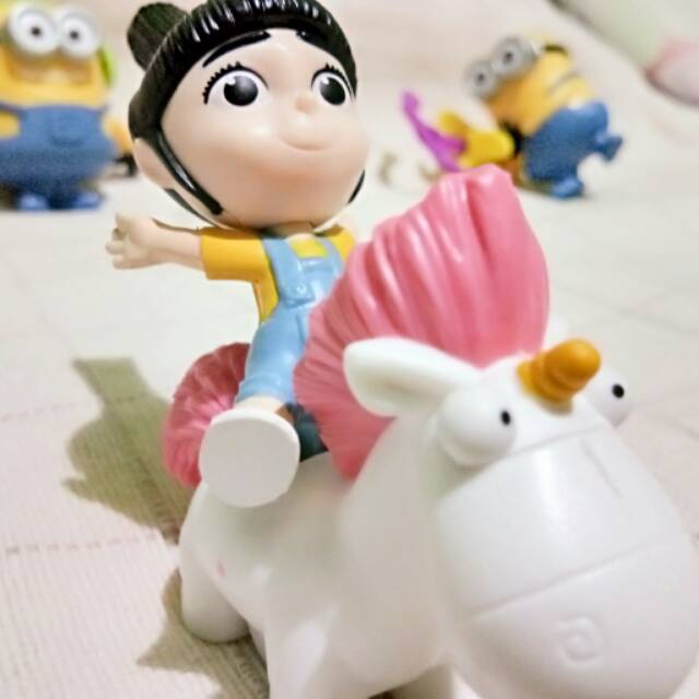 MAINAN MINION MINIONS BONEKA