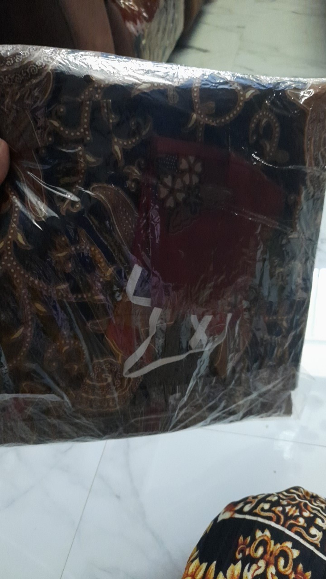 Kemeja Batik Pria Full Furing Lengan Panjang Katun Halus Baturadenan Motif Kembang Lombok