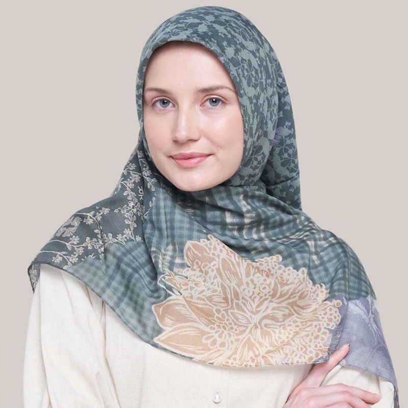 Fobi scarf Ria Miranda preloved