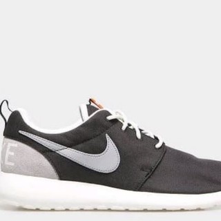 nike roshe one retro