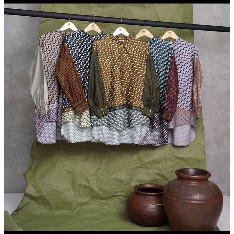 Suri blouse Heaven Lights