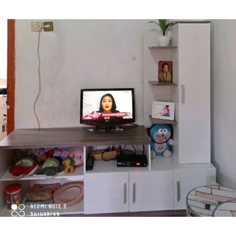 meja tv /backdrop tv / bufet tv/ tempat tv /