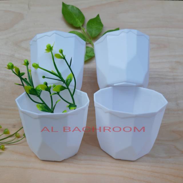 P010 POT PERMATA 8CM POT PLASTK VAS BUNGA HIAS