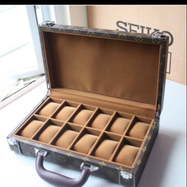 KOTAK KOLEKSI JAM TANGAN LV ISI 12 PREMIUM