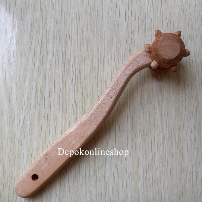 Alat Pijat Pijit Refleksi Telapak Kaki Tangan Punggung Badan Rol Kayu