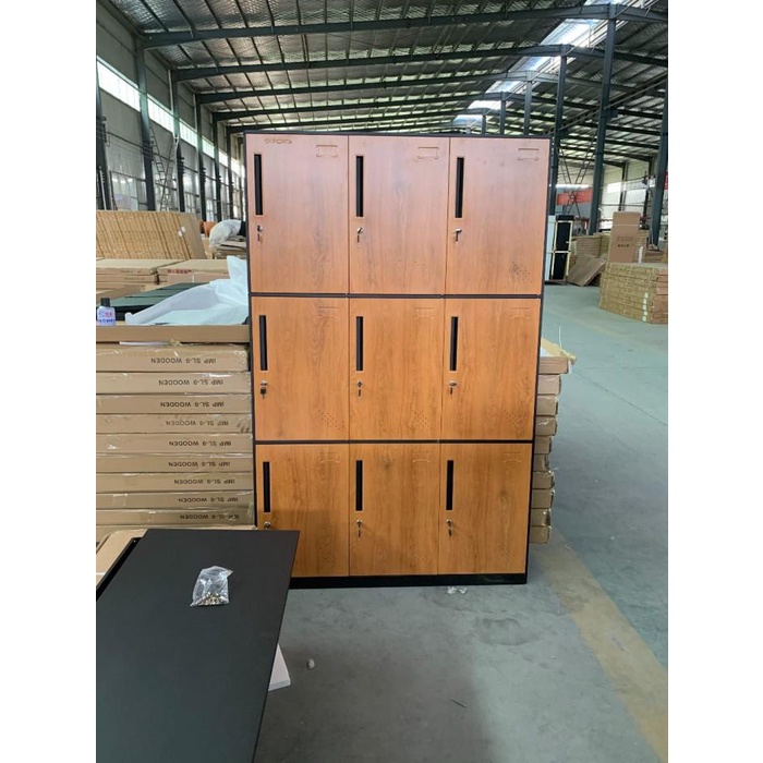 

Cabinet | Loker Besi 9 Pintu Motif Kayu Murah Meriah