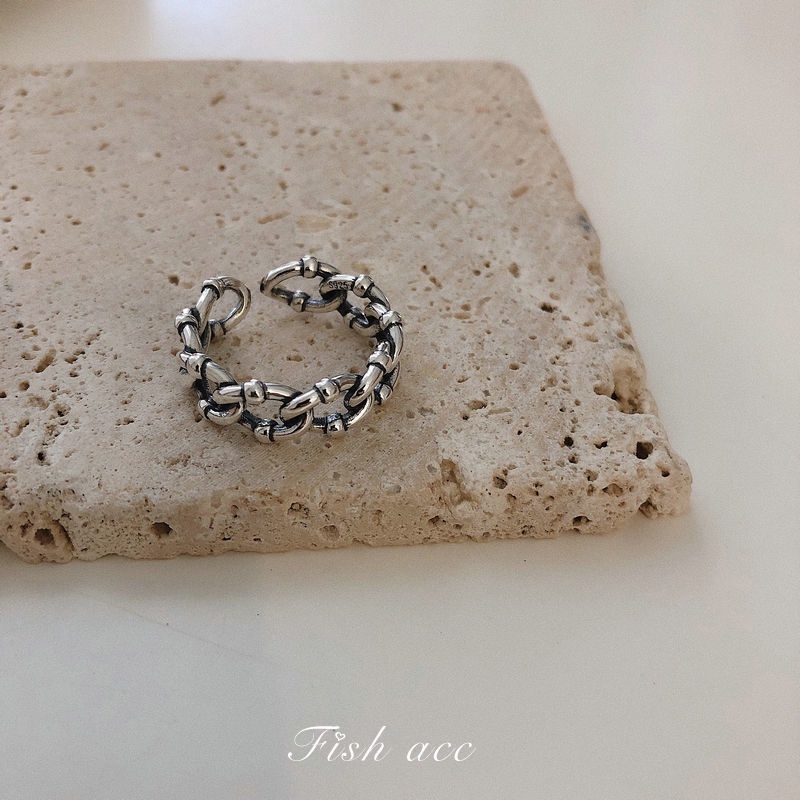 Retro Bahasa Inggris cincin kreatif gaya dingin ceruk terbuka cincin selebriti Internet bermartabat