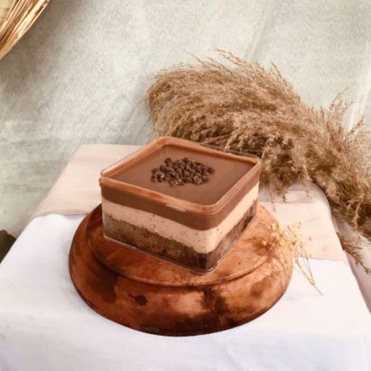 

Dessert Box Triple Choco Brownies