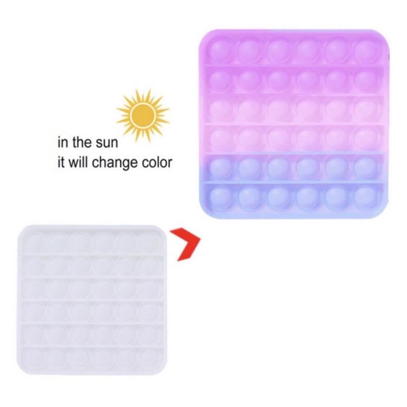 Mainan pop it murah popit Pop Its Square rainbow multicolor Fidget Toy Push bubble Penghilang Stres-kotak berubah warna