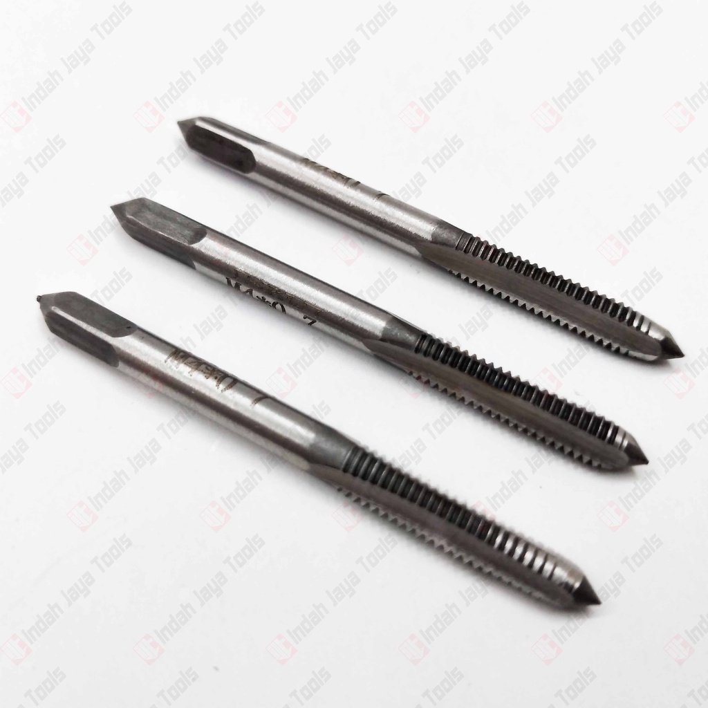 Hand Tap SKC M4 x 0,7 (3pcs)