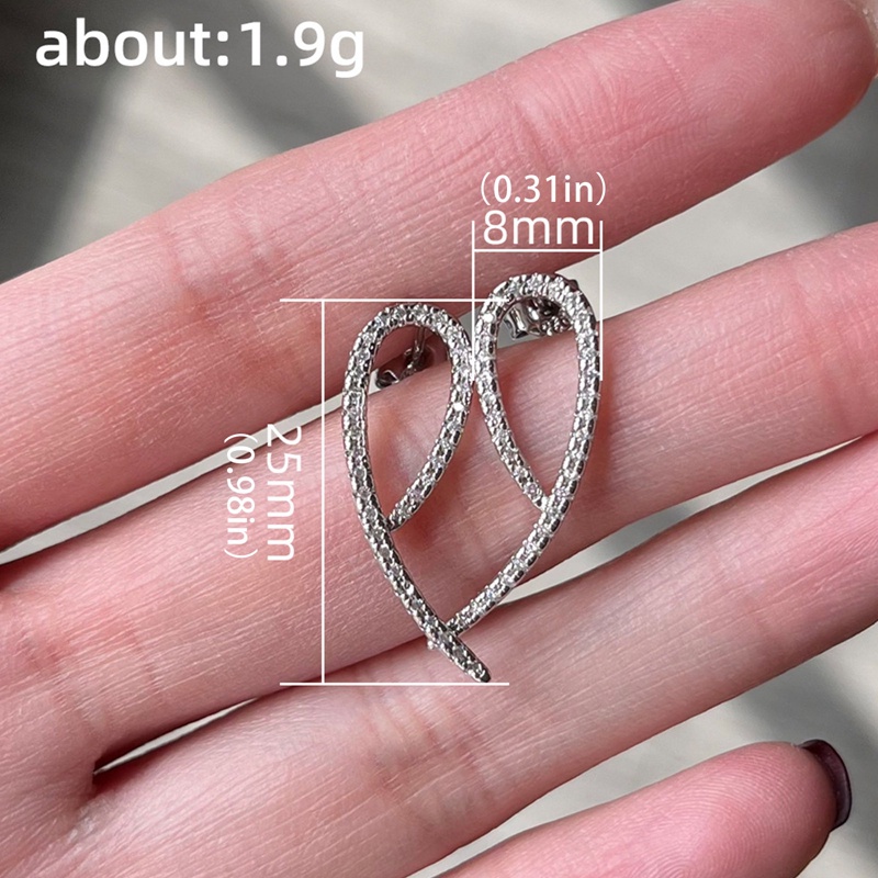 Anting Stud Panjang Bahan Cubic Zirconia Warna Silver Untuk Wanita