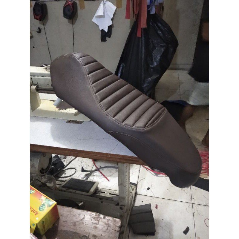 JOK SCOOPY DOBEL SEAT CAFERACER