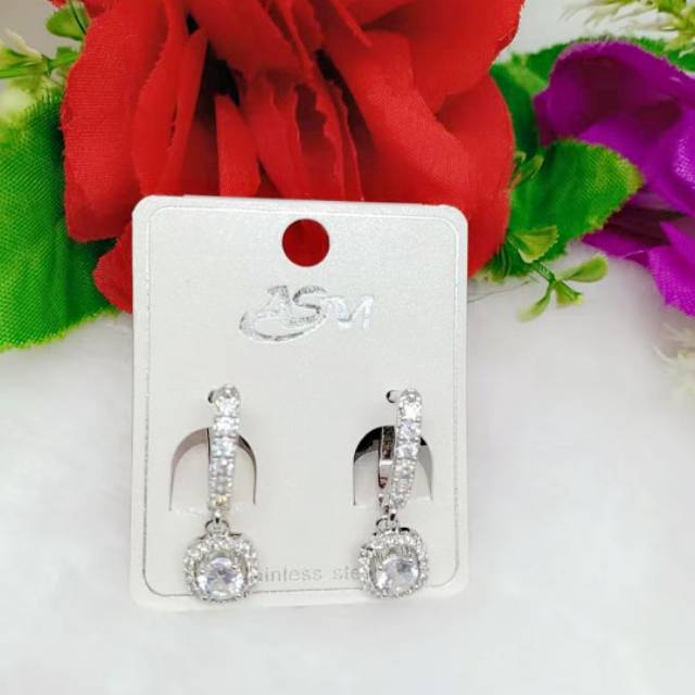 Anting-anting Xuping penuh permata A-B 180