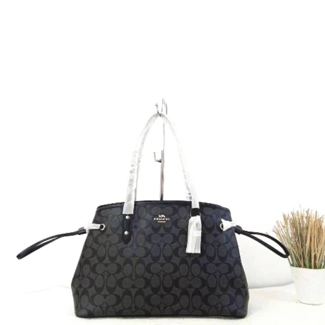 Tas Wanita Coach Drawstring Carryall Sign Black Smoke