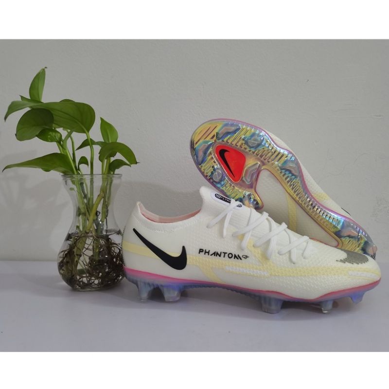 Sepatu Bola Nike Phantom GT2 Elite Rawdacious Pack FG-SEPATU BOLA PHANTOM-SEPATU BOLA NIKE-SEPATU BO