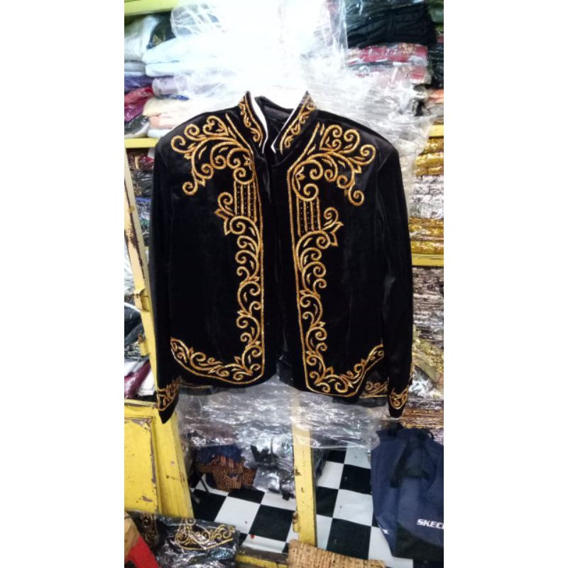 set baju pengantin cewek cowok bludru