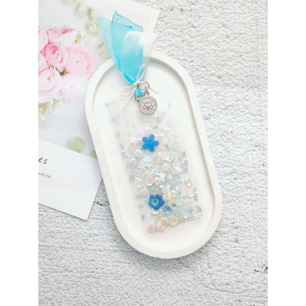 

Pembatas Buku/ Handmade Shaker Bookmarks