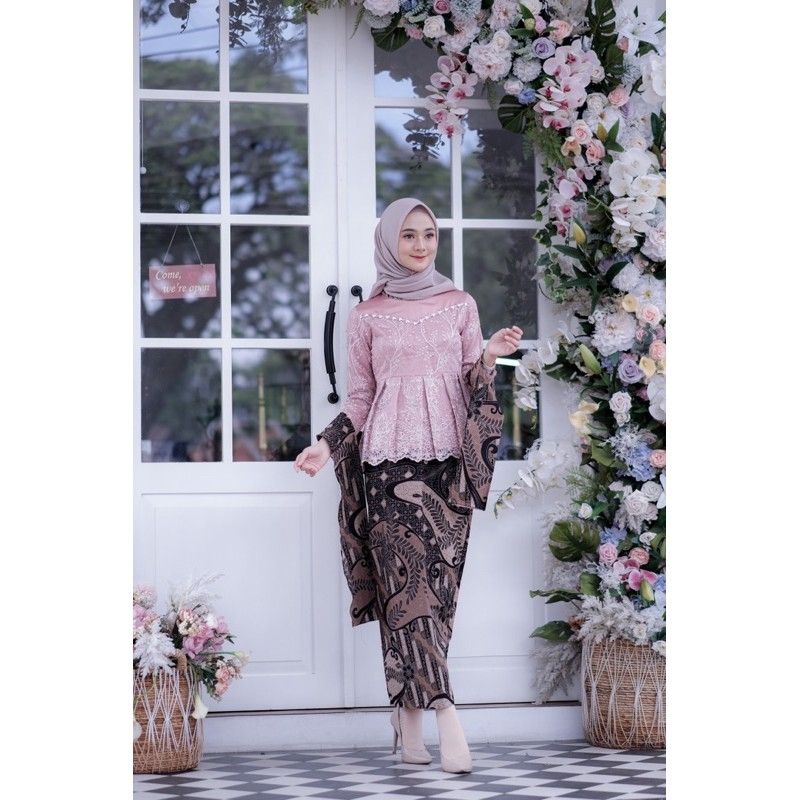Batik Brokat Couple Kebaya Modern Kebaya Tunangan Kebaya Lamaran Kebaya Wisuda Kebaya Kondangan-Kebaya+rok(dusty)