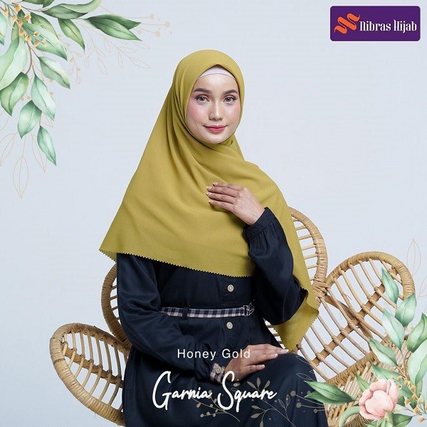 Garnia Square Nibras Hijab 17 Variasi Warna / Square Instan Jilbab Hijab Segiempat Segi Empat Polos-Honey Gold
