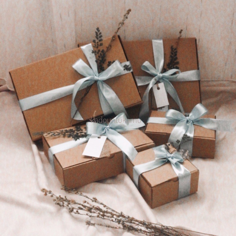

kadountukamu gift Aesthetic Satin tie |kotak kado pita satin | kotak kado aesthetic | hampers cantik