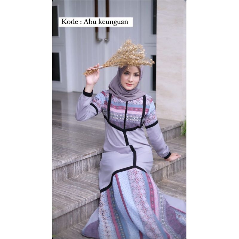 Nadra dress Javina Grey M