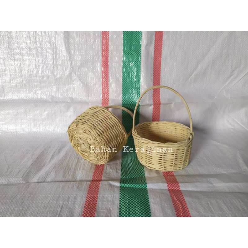 Ready Keranjang Bulat Tangkai Mini / Keranjang Rotan Dalam Seserahan Hantaran