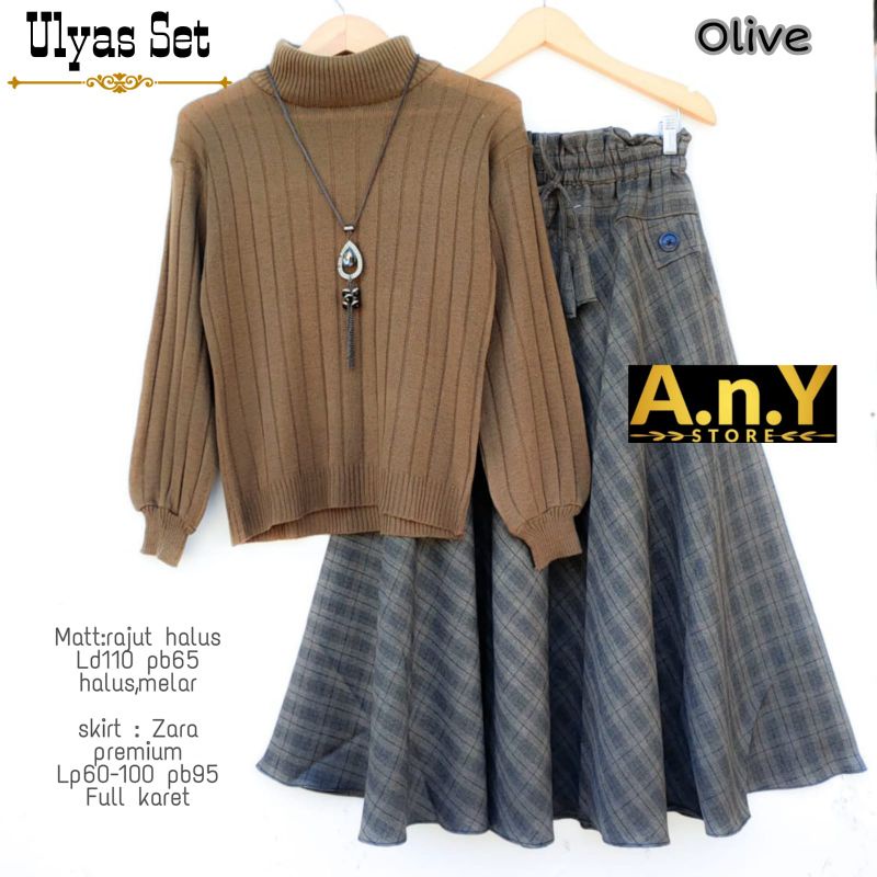Ulyas Set Atasan Rajut dan Rok