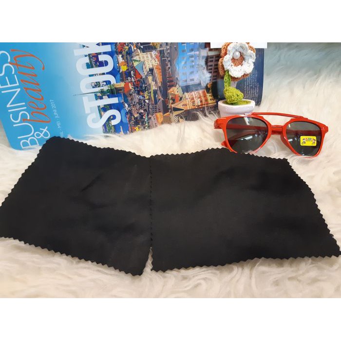 KAIN LAP KACAMATA MICRO FIBER HITAM Hp_754