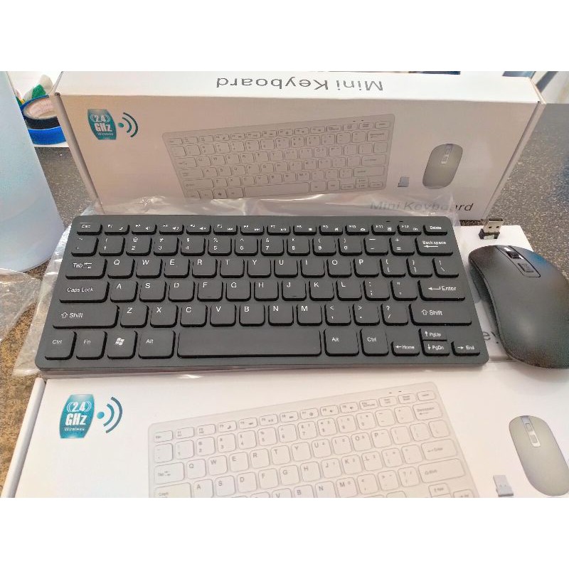 Mini Wireless Keyboard And Mouse Combo / Wireless Mini Keyboard and Mouse / Wireless 2.4 ghz