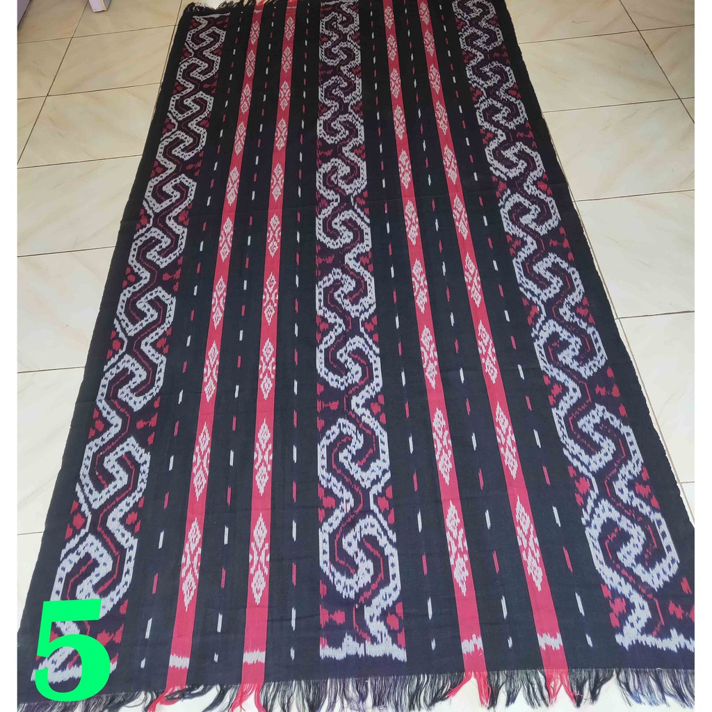 BLANKET ETNIK NUSANTARA KAIN TENUN MOTIF IKAT TENUN TROSO JEPARA  TENUN SUMBA TORAJA NTT