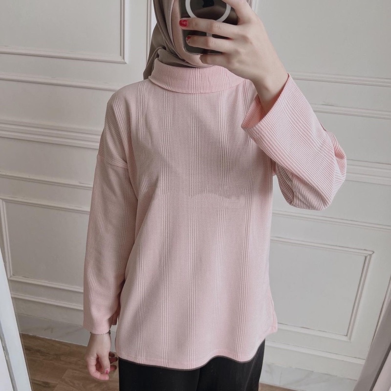 HAFIZA WAFFLE TURTLENECK