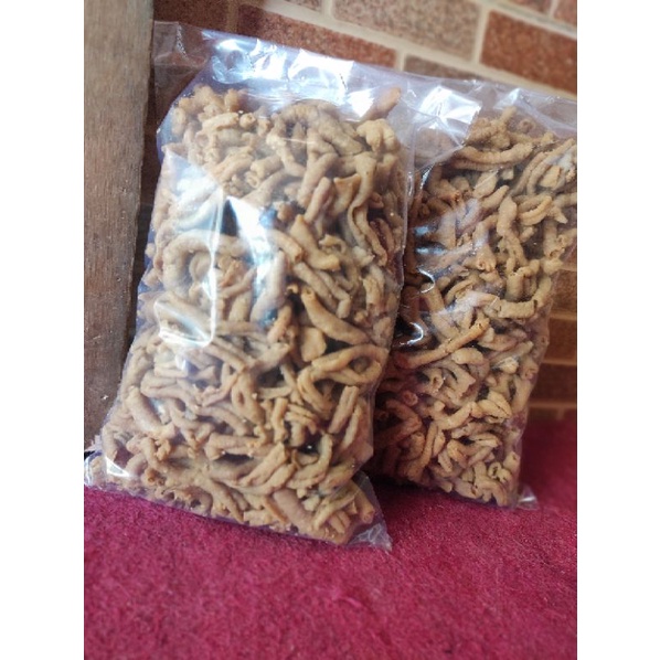 

Kripik Usus / Camilan Kripis Usus Kemasan 500 gram