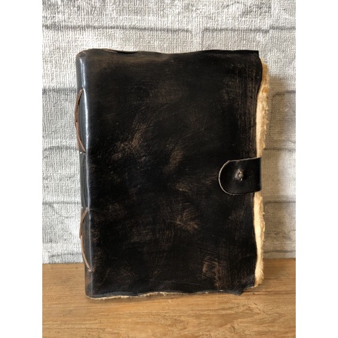 

BUKU / BUKU KULIT / LEATHER JOURNAL HT OLIVE M LARGE THICK / BUKU VINTAGE / BUKU TULIS