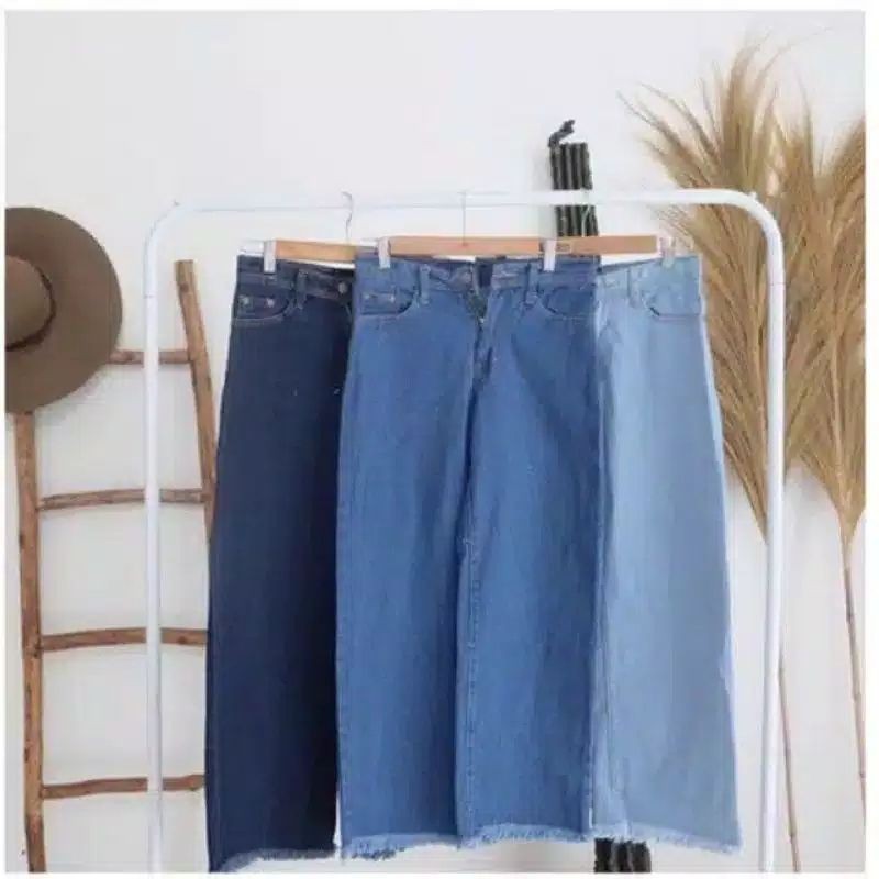 Jumbo Highwaist Kulot Rawis Jeans Premium Big Size 31-42-3