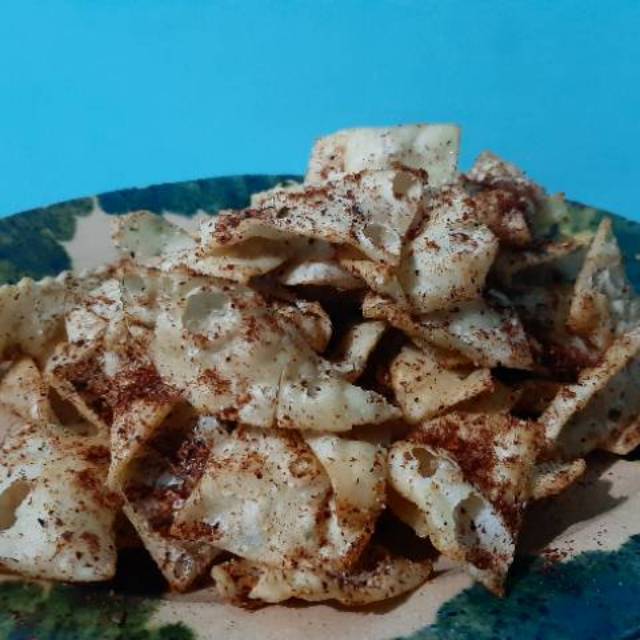 

Keripik bawang dan Sistik bawang