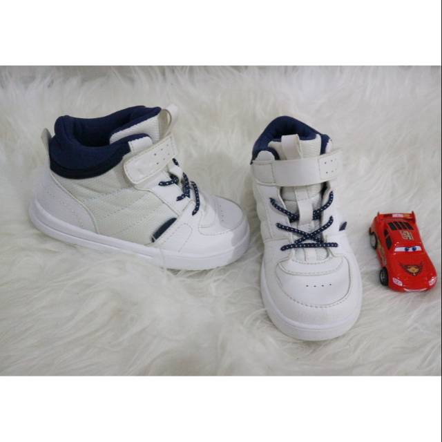 Sepatu Toezone Anak