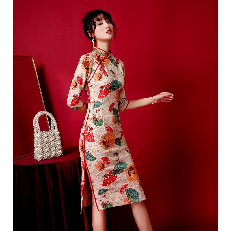 Improved cheongsam 2022 spring young girl thin retro Chinese style elegant cheongsam dress